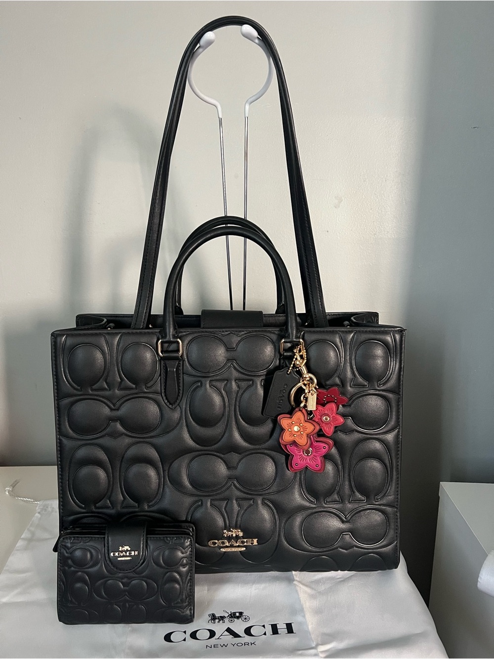 Coach Maggie Tote Bag In Signature Leather With Matching Wallet